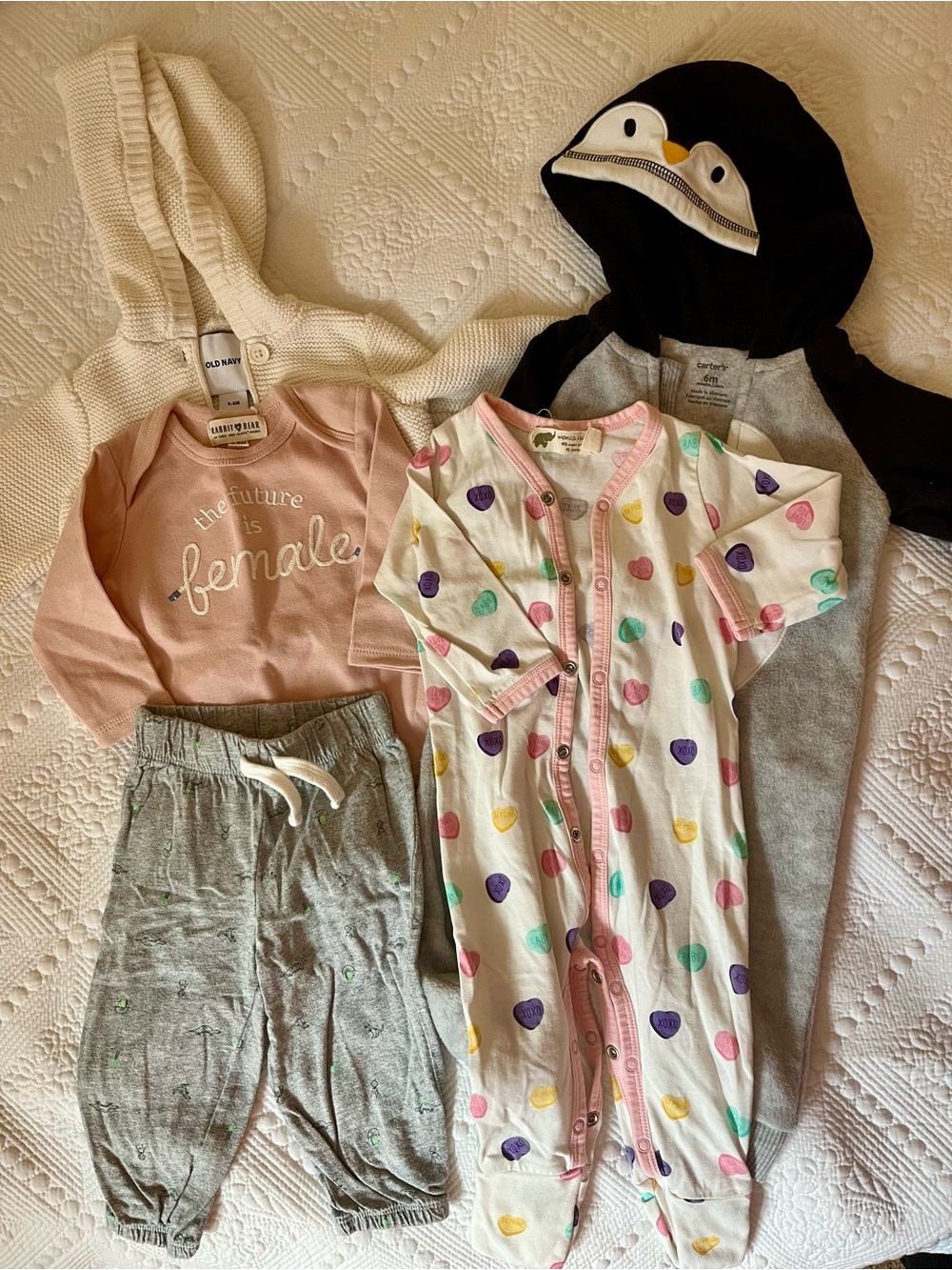 Baby clothes bundle, sizes 3-6 months